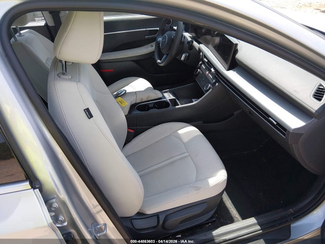 2025 Hyundai Sonata Sel მანქანა იყიდება აუქციონზე, vin: KMHL64JA6SA493136, აუქციონის ნომერი: 44863603
