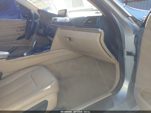 2015 Bmw 328i Xdrive მანქანა იყიდება აუქციონზე, vin: WBA3B3C51FJ983819, აუქციონის ნომერი: 44863621