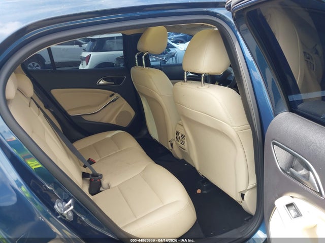 44863639 :رقم المزاد ، WDCTG4EB9KJ616328 vin ، 2019 Mercedes-benz Gla 250 مزاد بيع