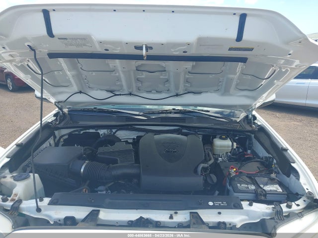 Продажа на аукционе авто 2018 Toyota Tacoma Trd Off Road, vin: 3TMCZ5AN1JM144472, номер лота: 44863668