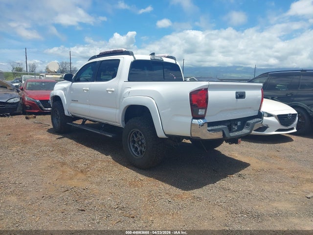 Продажа на аукционе авто 2018 Toyota Tacoma Trd Off Road, vin: 3TMCZ5AN1JM144472, номер лота: 44863668