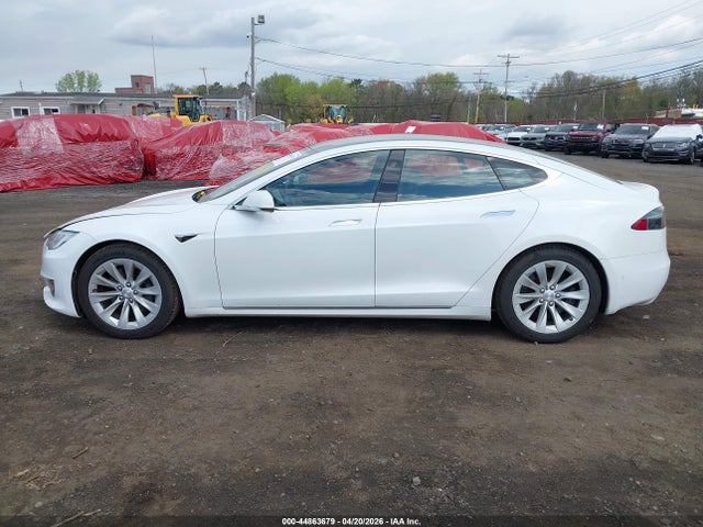 Продаж на аукціоні авто 2018 Tesla Model S 100d/75d/p100d, vin: 5YJSA1E28JF268805, номер лоту: 44863679