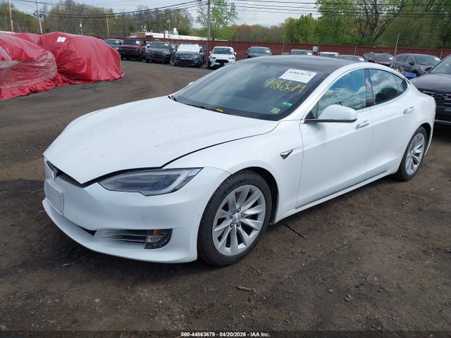 Продаж на аукціоні авто 2018 Tesla Model S 100d/75d/p100d, vin: 5YJSA1E28JF268805, номер лоту: 44863679