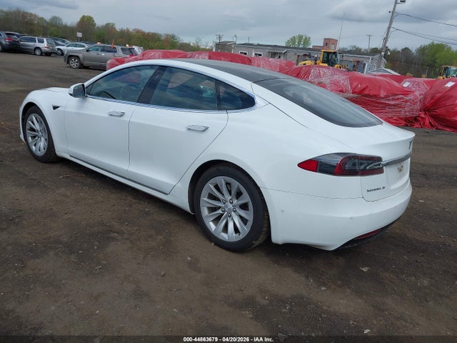 Продаж на аукціоні авто 2018 Tesla Model S 100d/75d/p100d, vin: 5YJSA1E28JF268805, номер лоту: 44863679