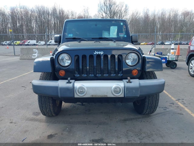 44863699 :رقم المزاد ، 1J4BA5H14BL542553 vin ، 2011 Jeep Wrangler Unlimited Sahara مزاد بيع