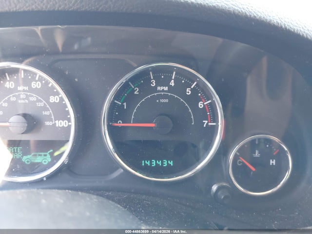 44863699 :رقم المزاد ، 1J4BA5H14BL542553 vin ، 2011 Jeep Wrangler Unlimited Sahara مزاد بيع