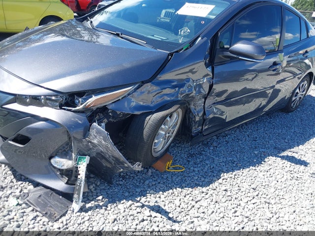 44863714 :رقم المزاد ، JTDKAMFP8N3203967 vin ، 2022 Toyota Prius Prime Limited مزاد بيع