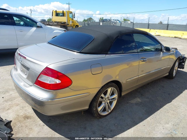 Продажа на аукционе авто 2006 Mercedes-benz Clk 350, vin: WDBTK56F46F203901, номер лота: 44863725