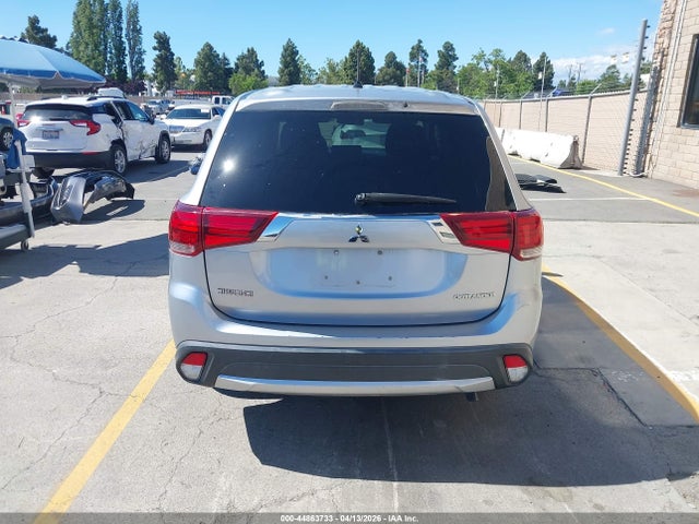 Mitsubishi Outlander Es 2016 JA4AD2A3XGZ033570 Image 16