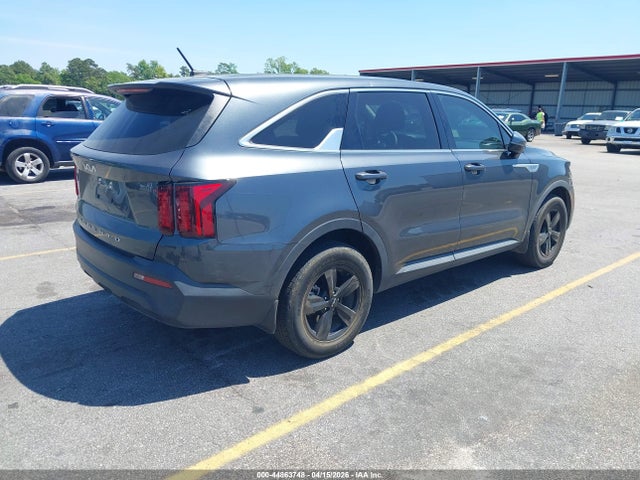 44863748 :رقم المزاد ، 5XYRG4LC1NG137417 vin ، 2022 Kia Sorento Lx مزاد بيع