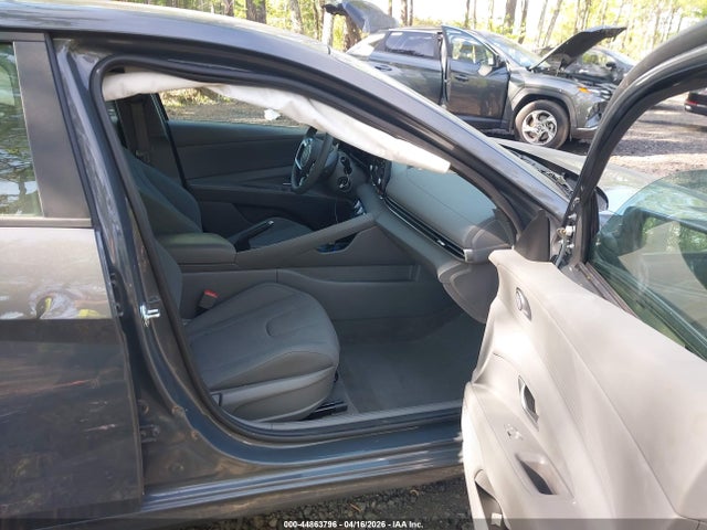 Продажа на аукционе авто 2024 Hyundai Elantra Se, vin: KMHLL4DG1RU839627, номер лота: 44863796