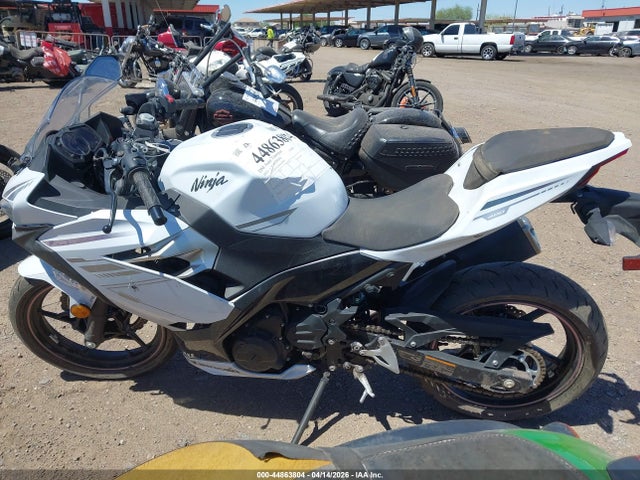 JKAEXKG13PDAM3906 Kawasaki EX400
