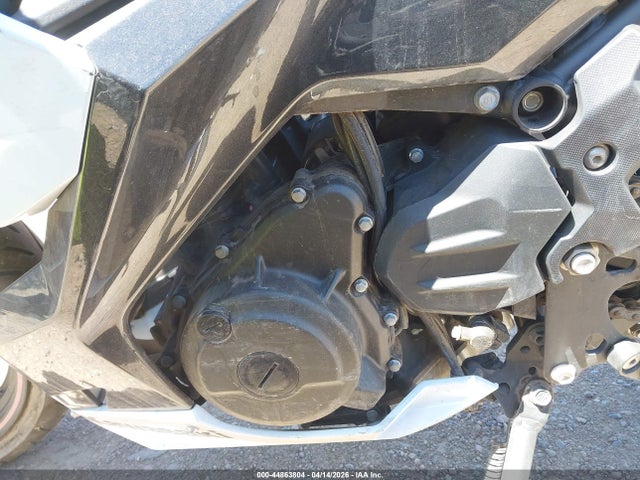 JKAEXKG13PDAM3906 Kawasaki EX400