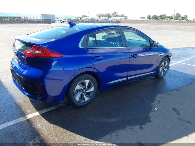 KMHC75LC5KU120427 Hyundai Ioniq Hybrid Sel