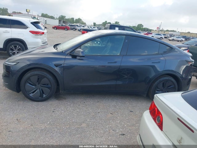 7SAYGDED6TA642231 Tesla Model Y Premium Rear-wheel Drive/standard Rear-wheel Drive