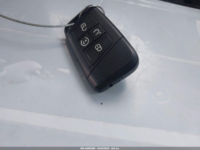 Продажа на аукционе авто 2020 Volkswagen Jetta 1.4t Sel, vin: 3VWEB7BU6LM038968, номер лота: 44863890