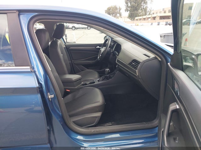 Продажа на аукционе авто 2020 Volkswagen Jetta 1.4t Sel, vin: 3VWEB7BU6LM038968, номер лота: 44863890