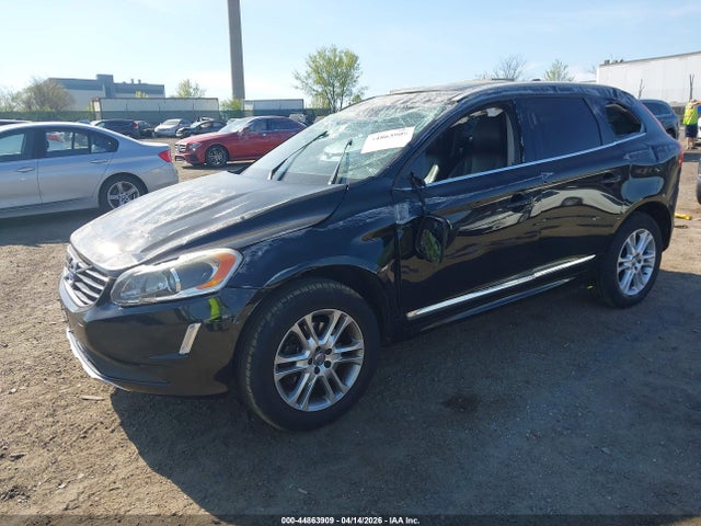2015 VOLVO XC60 YV4612RM7F2733827 Photo 1