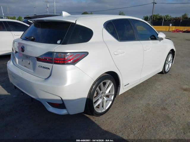 JTHKD5BH1E2200649 Lexus CT 200H
