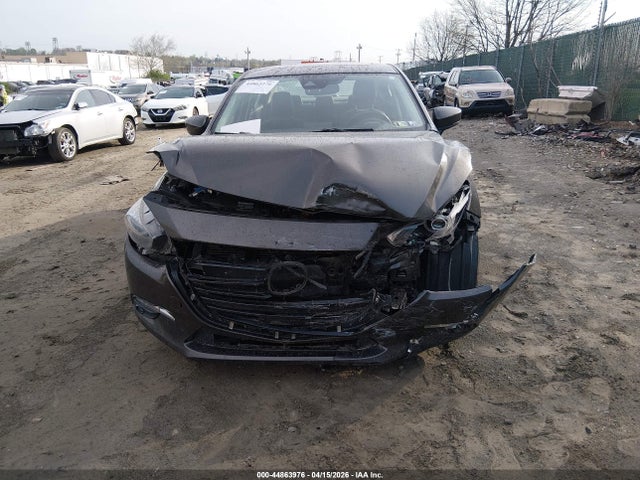 3MZBN1W31JM165794 Mazda Mazda3 Grand Touring