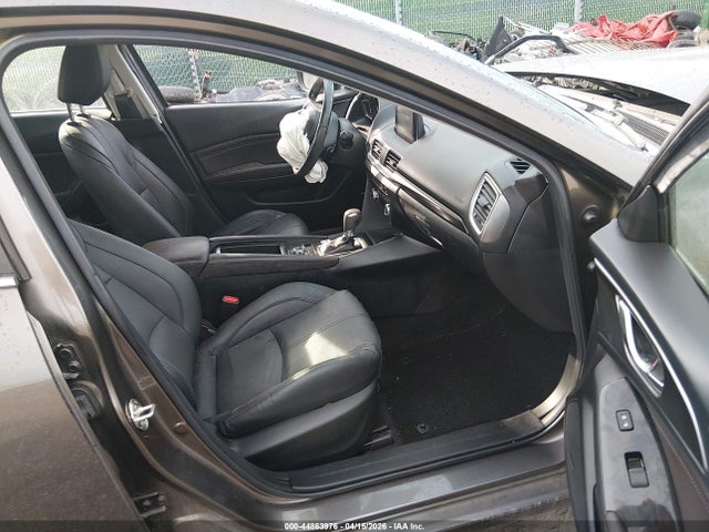 3MZBN1W31JM165794 Mazda Mazda3 Grand Touring