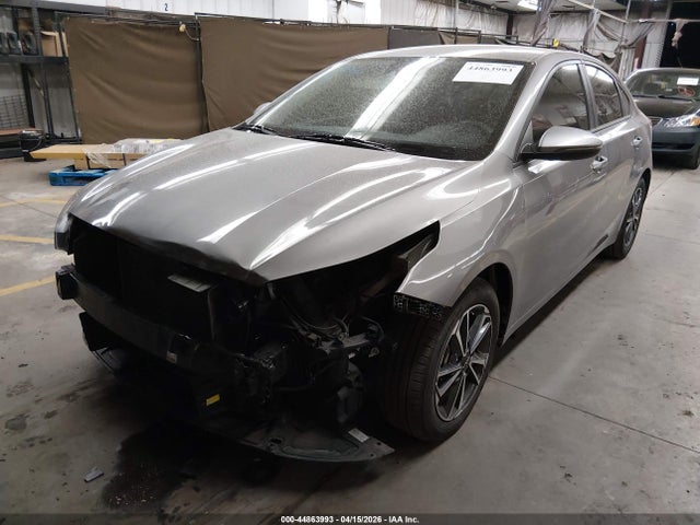3KPF24AD9PE572148 KIA Forte Lxs