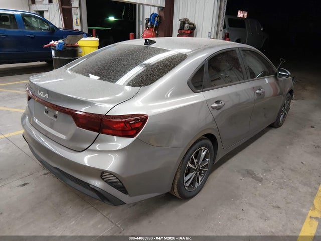 3KPF24AD9PE572148 KIA Forte Lxs