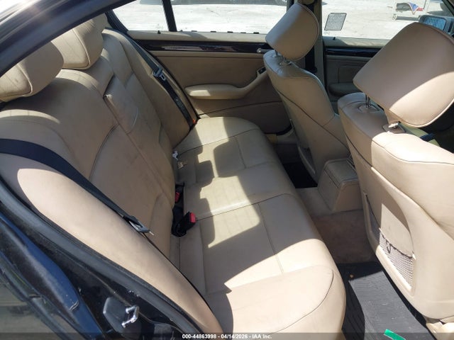 2005 Bmw 330i მანქანა იყიდება აუქციონზე, vin: WBAEV53415KM40918, აუქციონის ნომერი: 44863998