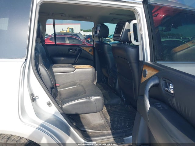2014 Infiniti Qx80 მანქანა იყიდება აუქციონზე, vin: JN8AZ2NE9E9067262, აუქციონის ნომერი: 44864001
