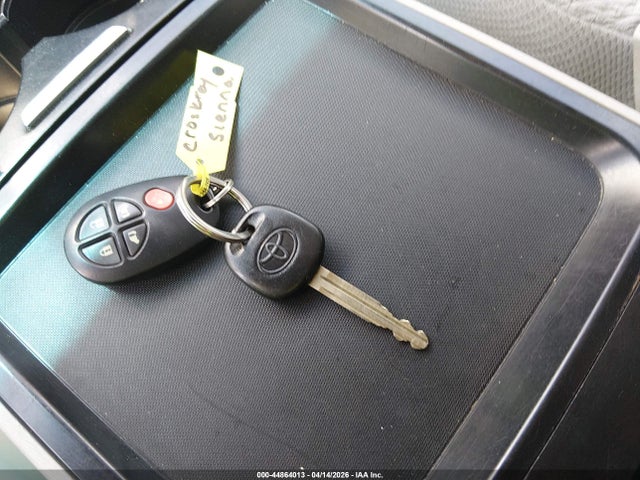 2011 TOYOTA SIENNA 5TDKK3DCXBS053359 Photo 10