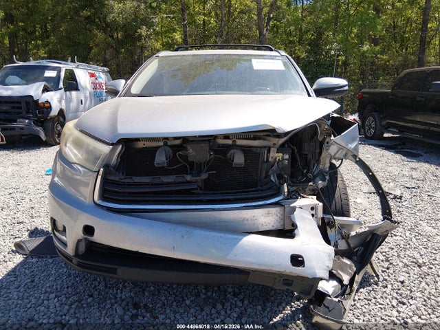 Продажа на аукционе авто 2015 Toyota Highlander Limited Platinum V6, vin: 5TDYKRFH8FS114655, номер лота: 44864018