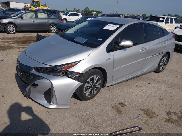 2017 Toyota Prius Prime Premium მანქანა იყიდება აუქციონზე, vin: JTDKARFP7H3024417, აუქციონის ნომერი: 44864040