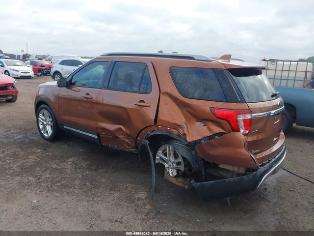 2017 Ford Explorer Xlt მანქანა იყიდება აუქციონზე, vin: 1FM5K8D87HGB45789, აუქციონის ნომერი: 44864042
