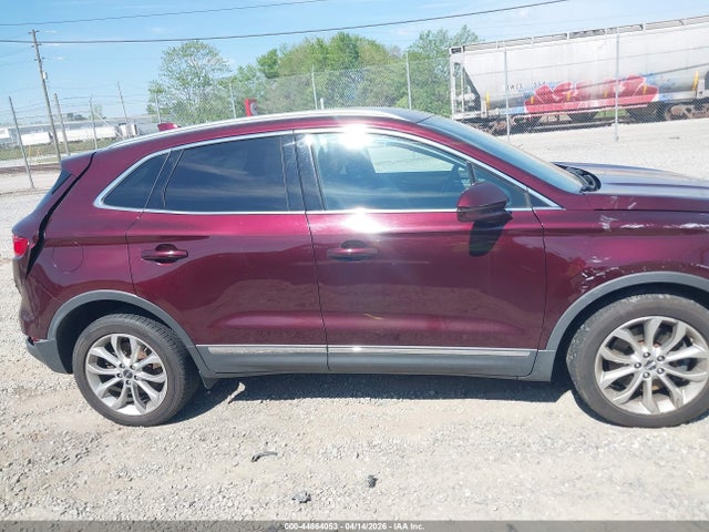 5LMCJ2D90GUJ27566 Lincoln MKC SELECT