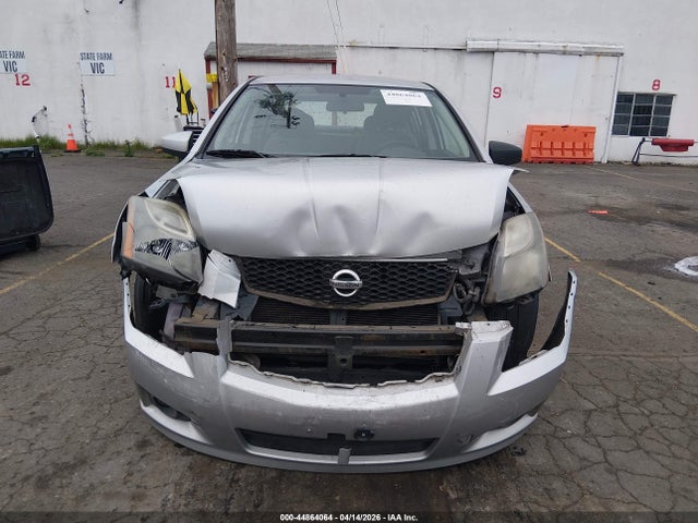 44864064 :رقم المزاد ، 3N1AB6AP7AL715345 vin ، 2010 Nissan Sentra 2.0sr مزاد بيع