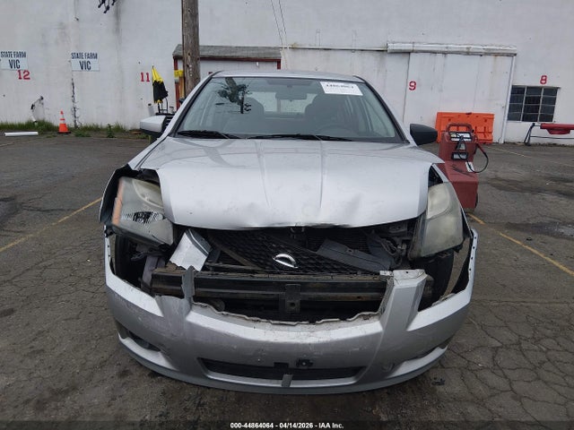 44864064 :رقم المزاد ، 3N1AB6AP7AL715345 vin ، 2010 Nissan Sentra 2.0sr مزاد بيع