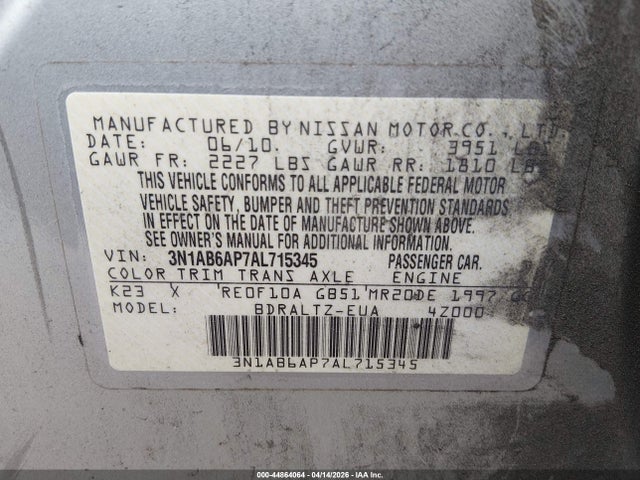 44864064 :رقم المزاد ، 3N1AB6AP7AL715345 vin ، 2010 Nissan Sentra 2.0sr مزاد بيع