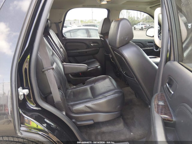 44864075 :رقم المزاد ، 1GKFK03219J122783 vin ، 2009 Gmc Yukon Denali مزاد بيع