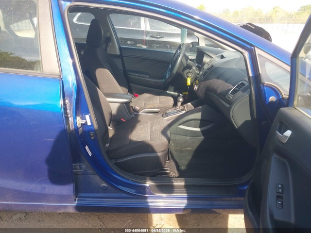 Aukcja sprzedaży 2017 Kia Forte Lx, vin: 3KPFK4A77HE033961, numer aukcji: 44864091