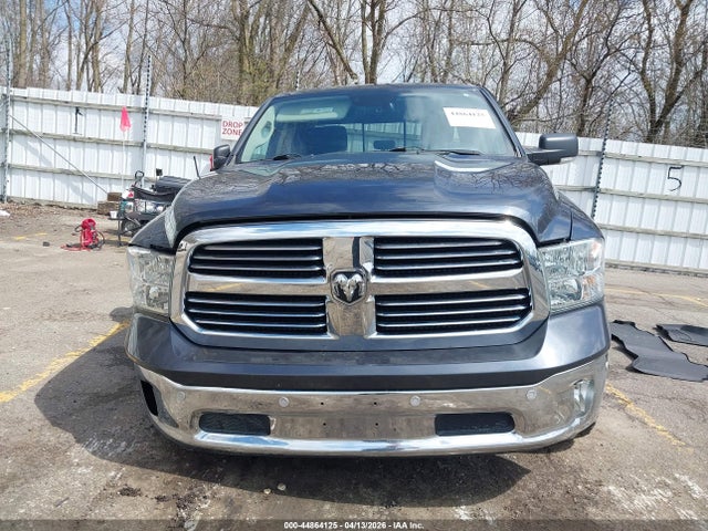 44864125 :رقم المزاد ، 1C6RR7LT4HS814526 vin ، 2017 Ram 1500 Big Horn  4x4 5'7 Box مزاد بيع