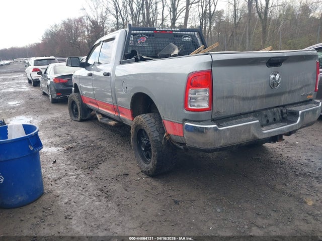 44864131 :رقم المزاد ، 3C6UR5CJ2MG524008 vin ، 2021 Ram 2500 Tradesman  4x4 6'4 Box مزاد بيع