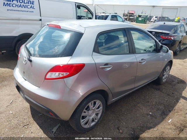 44864156 :رقم المزاد ، JM1DE1HY3B0124494 vin ، 2011 Mazda Mazda2 Sport مزاد بيع
