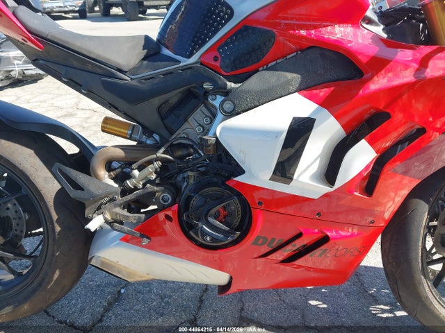 ZDMDAGZW5RB007935 Ducati Panigale V4 R