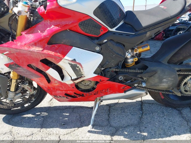 ZDMDAGZW5RB007935 Ducati Panigale V4 R