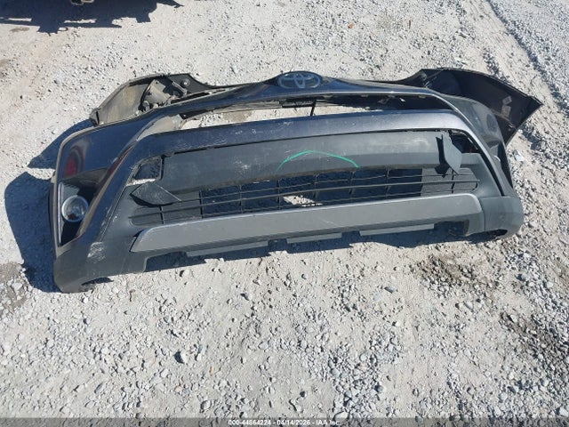 2T3WFREV4JW504629 Toyota Rav4 Xle