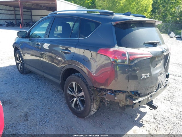 2T3WFREV4JW504629 Toyota Rav4 Xle