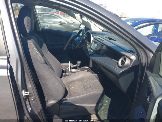 2T3WFREV4JW504629 Toyota Rav4 Xle