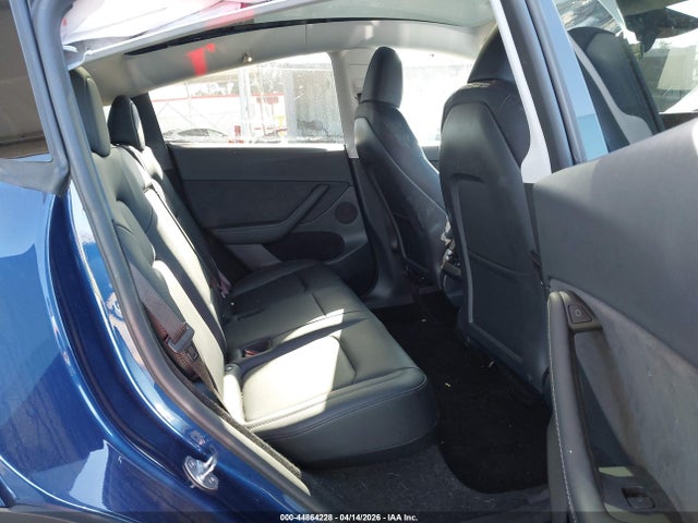 Продаж на аукціоні авто 2023 Tesla Model Y Awd/long Range Dual Motor All-wheel Drive, vin: 7SAYGDEE7PF938117, номер лоту: 44864228