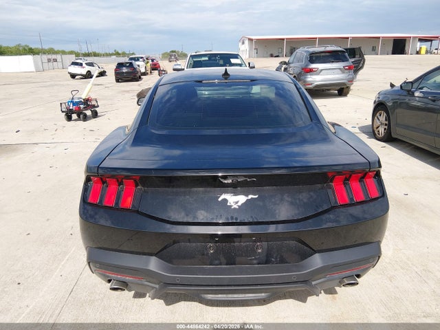 Ford Mustang Ecoboost Fastback 2024 1FA6P8TH8R5140373 Image 16