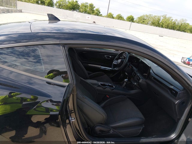 Ford Mustang Ecoboost Fastback 2024 1FA6P8TH8R5140373 Image 5